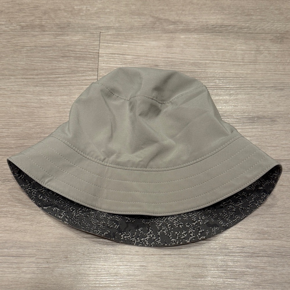 Lululemon Reversible Bucket Hat